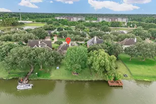 411 Bridge Crest Blvd, Houston, TX 77082 - Photo 3