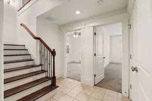 1042 W 25th St, Houston, TX 77008 - Photo 21