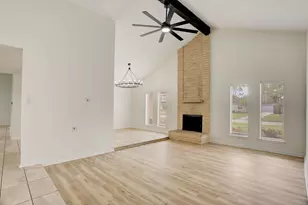 8822 Covent Garden St, Houston, TX 77031 - Photo 9