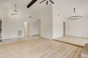 8822 Covent Garden St, Houston, TX 77031 - Photo 11