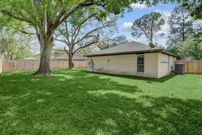 8822 Covent Garden Street, Houston, TX 77031 - Photo 33