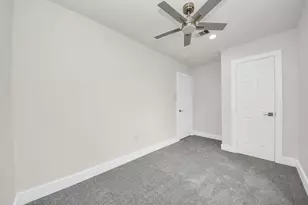 1102 Gazin St, Houston, TX 77020 - Photo 17