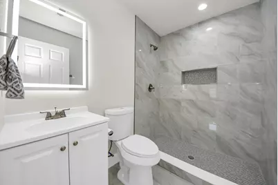 1102 Gazin Street, Houston, TX 77020 - Photo 33