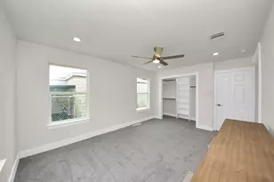 1102 Gazin St, Houston, TX 77020 - Photo 13