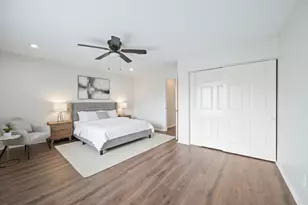 13614 SE Sunswept Way, Houston, TX 77082 - Photo 17