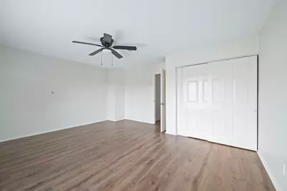 13614 SE Sunswept Way, Houston, TX 77082 - Photo 37