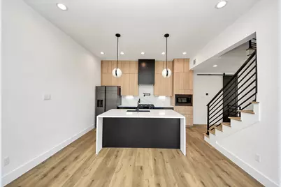 5030 Mallow Street #A/B, Houston, TX 77033 - Photo 3