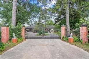 21719 Mueschke Rd, Tomball, TX 77377 - Photo 1