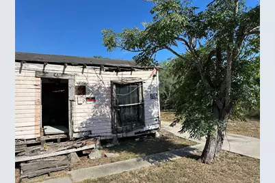 505 N Francis Street, Bishop, TX 78343 - Photo 1