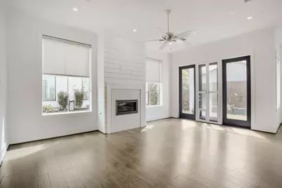 504 W Cottage Street #B, Houston, TX 77009 - Photo 5