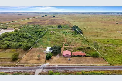 1625 US Highway 59 N, Edna, TX 77957 - Photo 1
