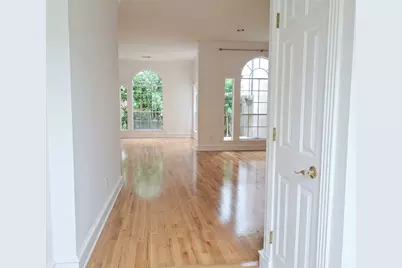 2413 Dorrington Street, Houston, TX 77030 - Photo 3