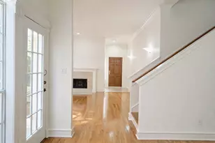2413 Dorrington St, Houston, TX 77030 - Photo 9