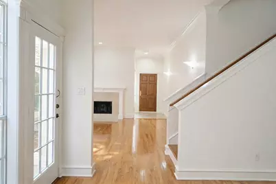 2413 Dorrington Street, Houston, TX 77030 - Photo 9