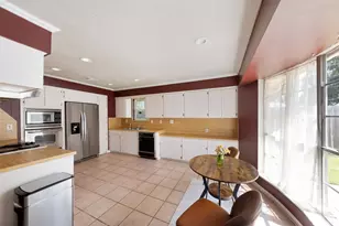 2111 Willow Blvd, Pearland, TX 77581 - Photo 13