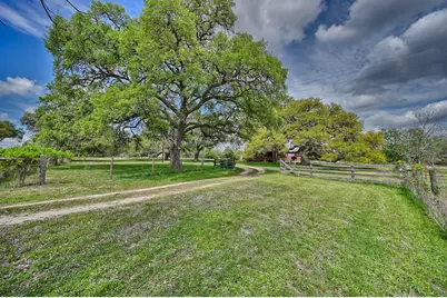 1030 Dixie Road, Brenham, TX 77833 - Photo 11