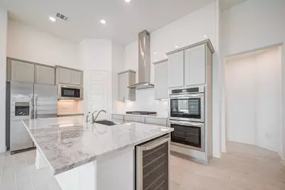 3007 Golden Isle Drive, Texas City, TX 77568 - Photo 11