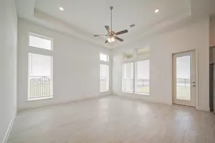 3007 Golden Isle Dr, Texas City, TX 77568 - Photo 7