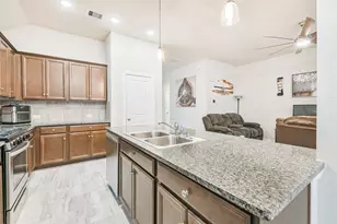 135 Winged Elm Ct, Willis, TX 77318 - Photo 5