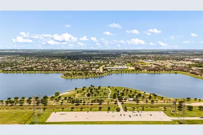 10230 E Summit Canyon Drive, Houston, TX 77095 - Photo 43