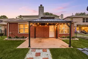 10230 E Summit Canyon Dr, Houston, TX 77095 - Photo 3