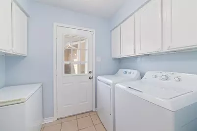 17 April Point Drive N, Conroe, TX 77356 - Photo 17