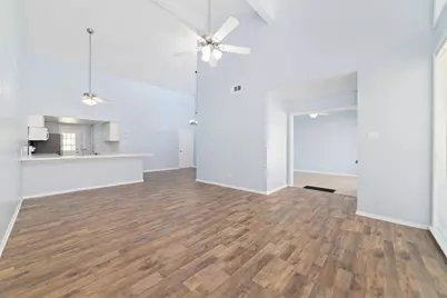 17 April Point Drive N, Conroe, TX 77356 - Photo 7