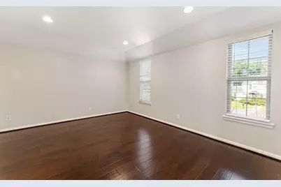 219 Big Hollow Lane, Houston, TX 77042 - Photo 35