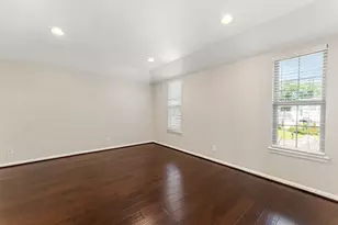 219 Big Hollow Ln, Houston, TX 77042 - Photo 35