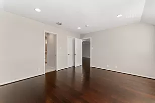 219 Big Hollow Ln, Houston, TX 77042 - Photo 39