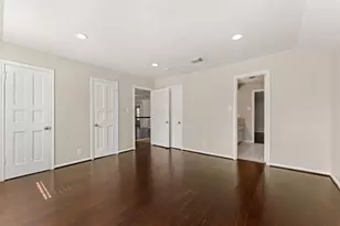 219 Big Hollow Ln, Houston, TX 77042 - Photo 31