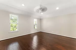 219 Big Hollow Ln, Houston, TX 77042 - Photo 33