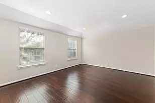 219 Big Hollow Ln, Houston, TX 77042 - Photo 37