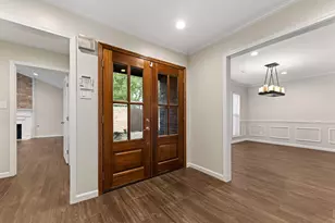 219 Big Hollow Ln, Houston, TX 77042 - Photo 3