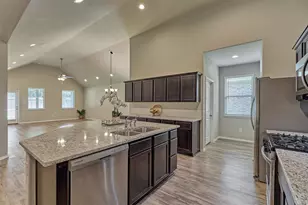 14114 Silver Falls Ct, Conroe, TX 77384 - Photo 9