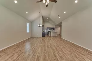 14114 Silver Falls Ct, Conroe, TX 77384 - Photo 17