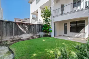 1808 Ridgewood St, Houston, TX 77006 - Photo 3