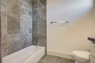 1808 Ridgewood St, Houston, TX 77006 - Photo 43