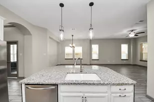 211 Pleasant Hl Wy, Conroe, TX 77304 - Photo 13