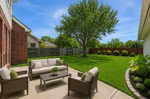 2302 Upland Park Dr, Sugar Land, TX 77479 - Photo 27
