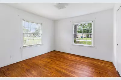 4010 Ascot Lane, Houston, TX 77092 - Photo 7