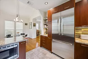 1224 Crocker St, Houston, TX 77019 - Photo 9