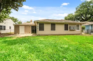 7722 El Rancho St, Houston, TX 77087 - Photo 11