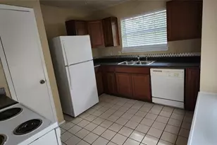 11011 Crenchrus Ct, Houston, TX 77086 - Photo 9