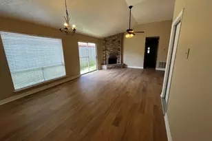 11011 Crenchrus Ct, Houston, TX 77086 - Photo 5