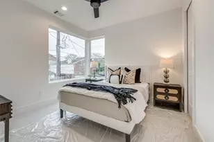 411 W Drew St, Houston, TX 77006 - Photo 33