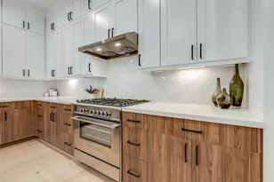 411 W Drew St, Houston, TX 77006 - Photo 15