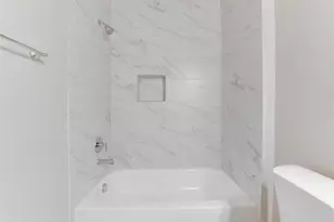 6615 Ezzard Charles Ln, Houston, TX 77091 - Photo 39