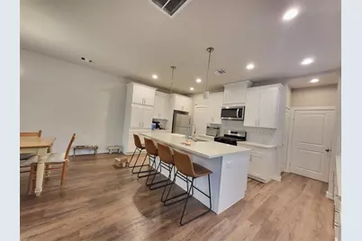 6615 Ezzard Charles Lane, Houston, TX 77091 - Photo 3