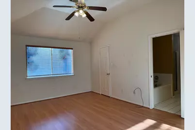 10811 Cliffton Forge Drive, Houston, TX 77065 - Photo 11